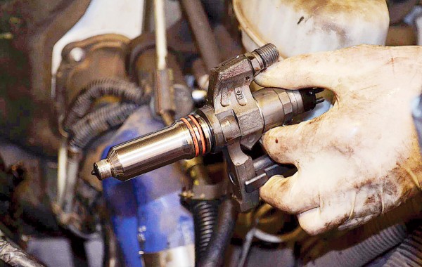 Hệ thống nhiên liệu là nguyên nhân hàng đầu gây khó nổ máy xe hơi